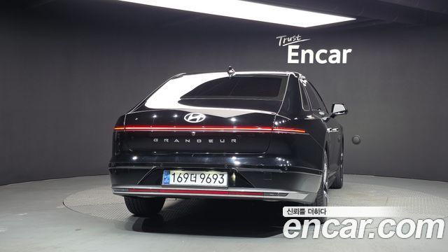 Hyundai Grandeur Hybrid (GN7) Exclusive 2023 — фото 4