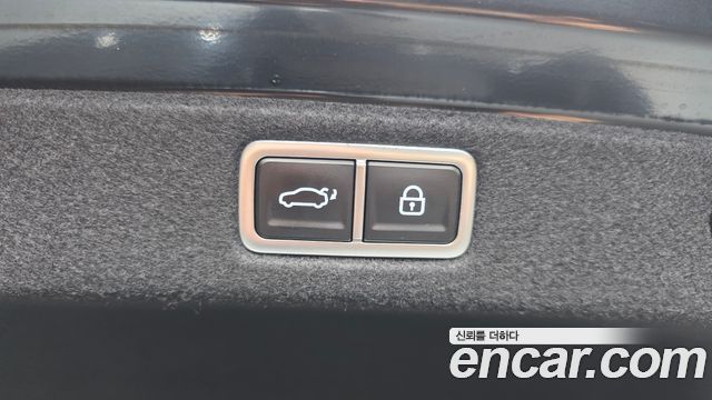 Hyundai Grandeur Hybrid (GN7) Exclusive 2023 — фото 20
