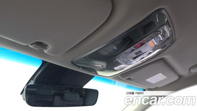 Genesis Electrified (GV70) e-AWD 2022 — фото 23