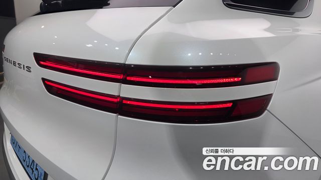 Genesis Electrified (GV70) e-AWD 2022 — фото 29