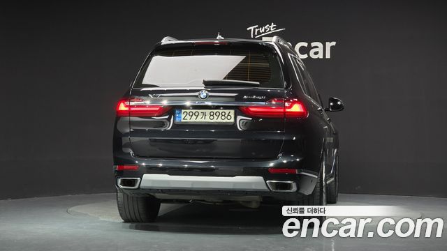 BMW X7 (G07) xDrive 40i Design Pure Excellence 7-Seater 2022 — фото 4