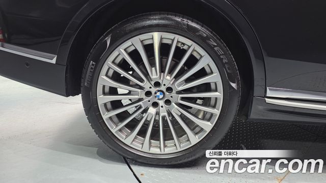 BMW X7 (G07) xDrive 40i Design Pure Excellence 7-Seater 2022 — фото 5