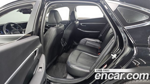 Hyundai Sonata (DN8) 2.0 Premium 2021 — фото 11