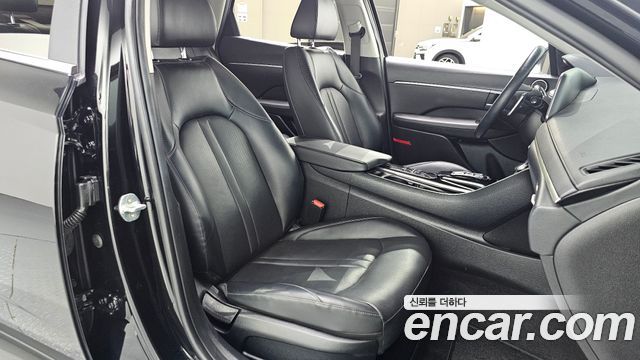 Hyundai Sonata (DN8) 2.0 Premium 2021 — фото 18