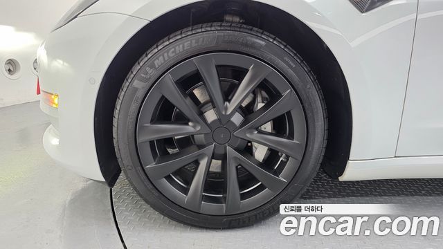 Tesla Model 3 Standard Range Plue RWD 2021 — фото 5
