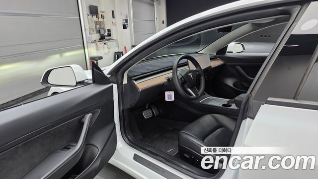 Tesla Model 3 Standard Range Plue RWD 2021 — фото 10