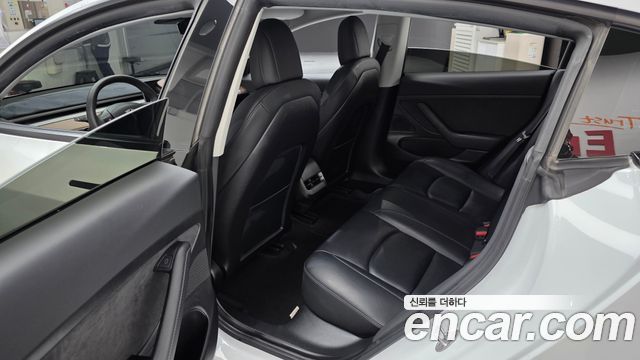 Tesla Model 3 Standard Range Plue RWD 2021 — фото 11