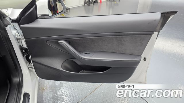 Tesla Model 3 Standard Range Plue RWD 2021 — фото 24