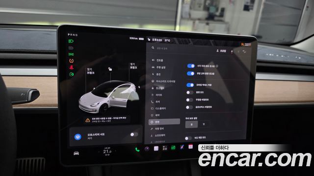 Tesla Model 3 Standard Range Plue RWD 2021 — фото 27
