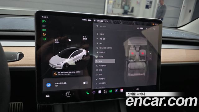 Tesla Model 3 Standard Range Plue RWD 2021 — фото 28
