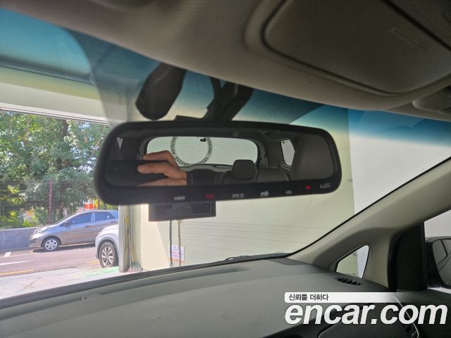 Kia Carnival 9-Seater Prstige 2019 — фото 22