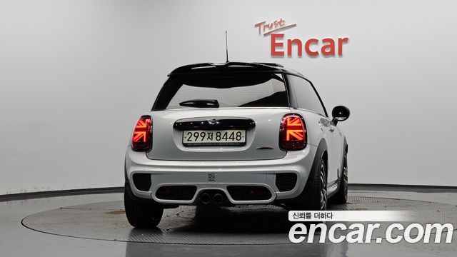 MINI Cooper S JCW 3rd Generation 2021 — фото 4