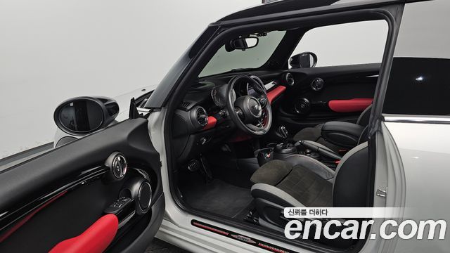 MINI Cooper S JCW 3rd Generation 2021 — фото 10
