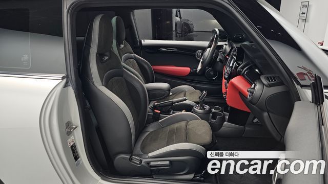 MINI Cooper S JCW 3rd Generation 2021 — фото 26