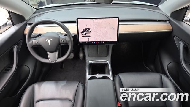 Tesla Model Y Long Range AWD 2022 — фото 7