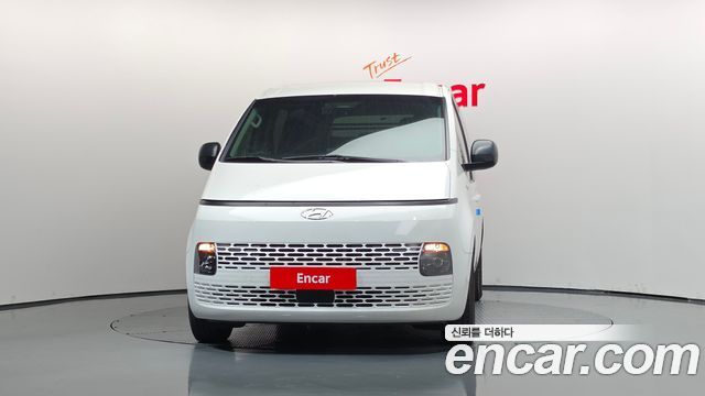 Hyundai Staria Cargo 5-Seater Smart 2023 — фото 3
