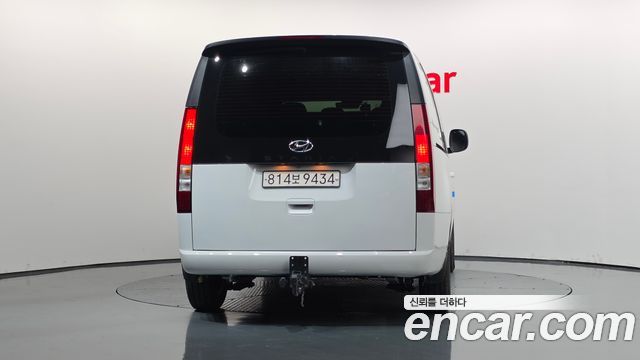 Hyundai Staria Cargo 5-Seater Smart 2023 — фото 4
