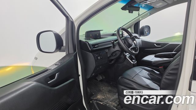Hyundai Staria Cargo 5-Seater Smart 2023 — фото 10