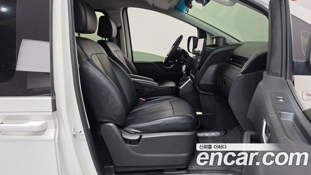 Hyundai Staria Cargo 5-Seater Smart 2023 — фото 11