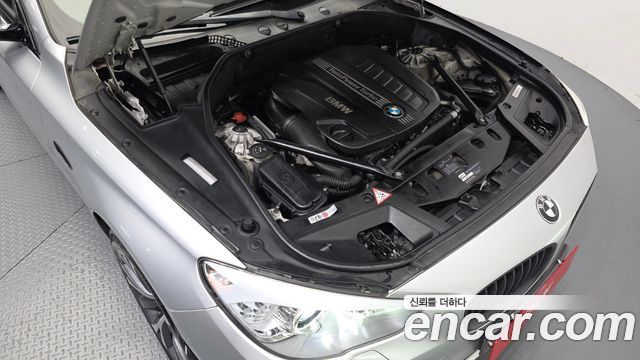 BMW 5 Series GT (F07) GT 30d 2013 — фото 6