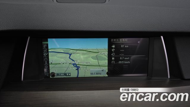 BMW 5 Series GT (F07) GT 30d 2013 — фото 18