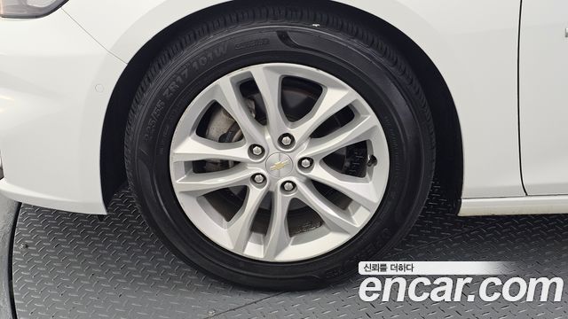 Chevrolet Malibu 1.5 Turbo LT Deluxe 2017 — фото 5