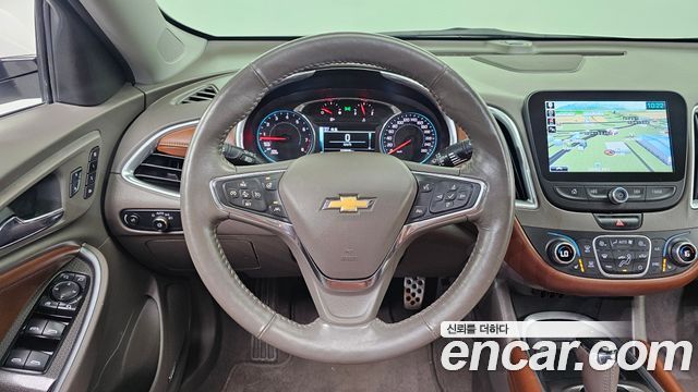 Chevrolet Malibu 1.5 Turbo LT Deluxe 2017 — фото 13