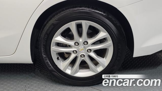 Chevrolet Malibu 1.5 Turbo LT Deluxe 2017 — фото 21