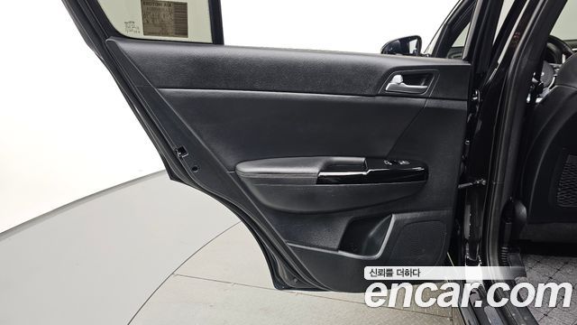 Kia Sportage The Bold Diesel 2.0 2WD Inteligent 2019 — фото 25