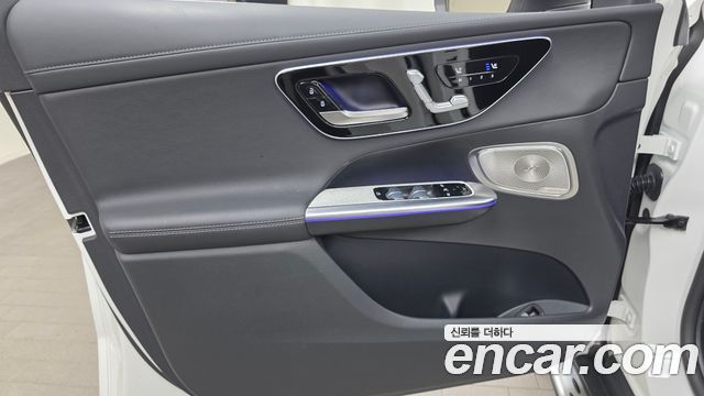 Mercedes-Benz GLC-Class (X254) GLC300 4MATIC AMG Line 2023 — фото 24