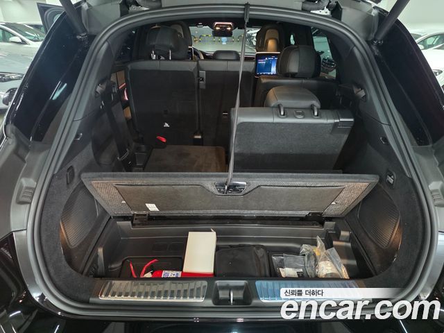 Mercedes-Benz EQS SUV (X296) EQS580 4MATIC 2023 — фото 13