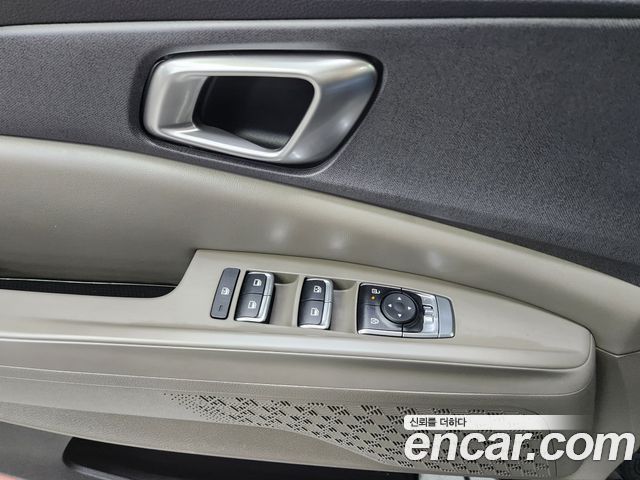 Kia Carnival (IV) HEV 9 seater Prestige 2024 — фото 4