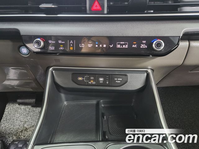 Kia Carnival (IV) HEV 9 seater Prestige 2024 — фото 15