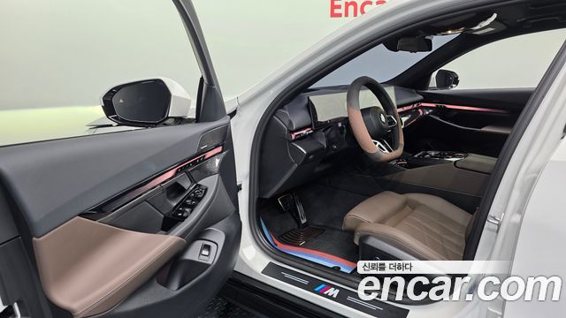 BMW 5 Series (G60) 520i M Sport 2026 — фото 10