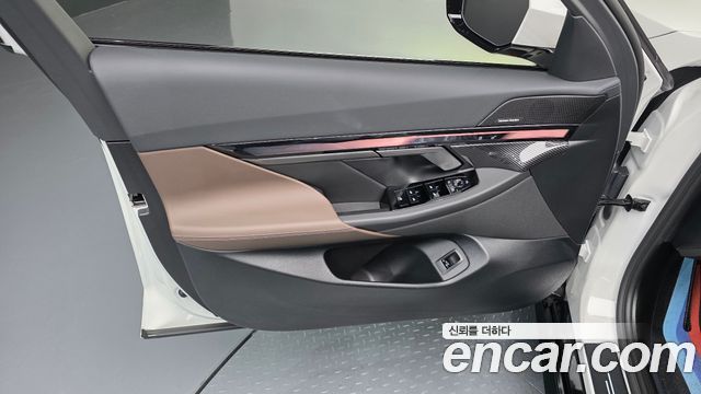 BMW 5 Series (G60) 520i M Sport 2026 — фото 24