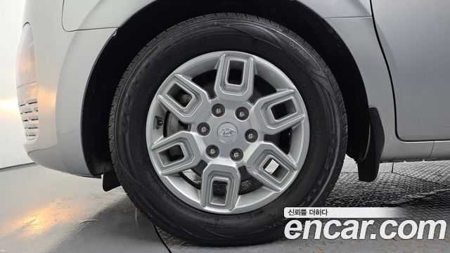 Hyundai Staria Cargo 5-Seater Modern 2022 — фото 5