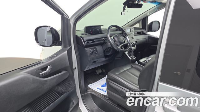 Hyundai Staria Cargo 5-Seater Modern 2022 — фото 10