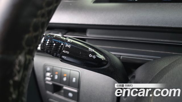 Hyundai Staria Cargo 5-Seater Modern 2022 — фото 15