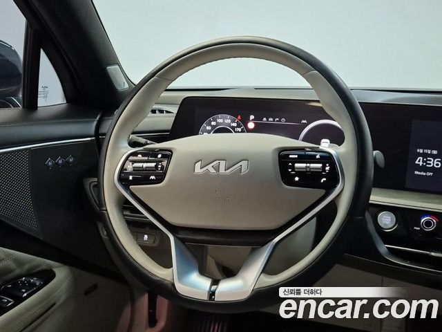 Kia K8 2.5 Gasoline 2WD Signature 2022 — фото 9