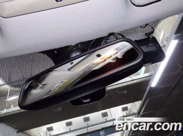 Land Rover Discovery 4 3.0 SDV6 SE 2011 — фото 18