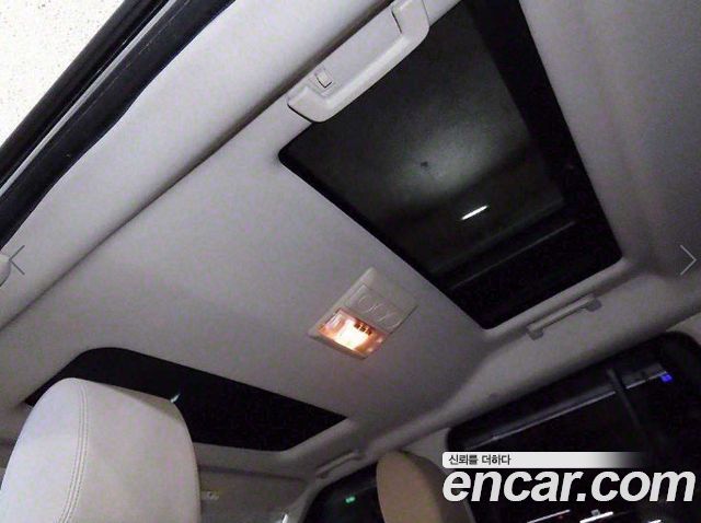 Land Rover Discovery 4 3.0 SDV6 SE 2011 — фото 19
