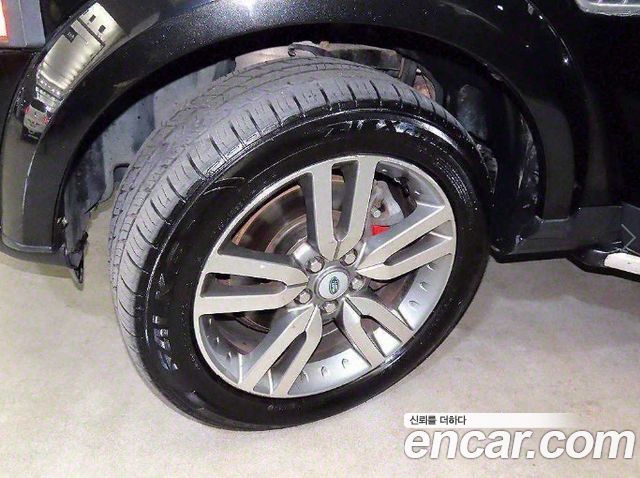 Land Rover Discovery 4 3.0 SDV6 SE 2011 — фото 21