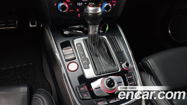 Audi SQ5 3.0 TDI Quattro 8R 2016 — фото 9