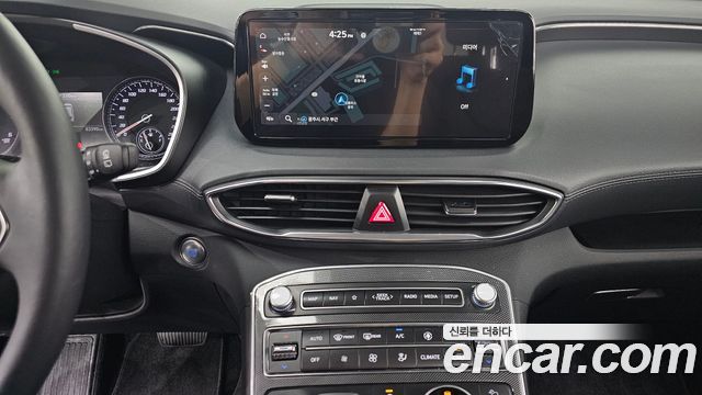 Hyundai Santa Fe Diesel 2.2 4WD Exclusive 2023 — фото 16