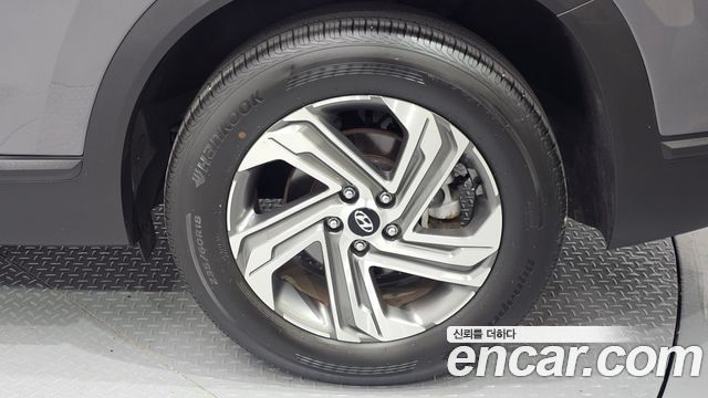 Hyundai Santa Fe Diesel 2.2 4WD Exclusive 2023 — фото 27