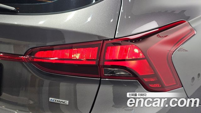 Hyundai Santa Fe Diesel 2.2 4WD Exclusive 2023 — фото 29