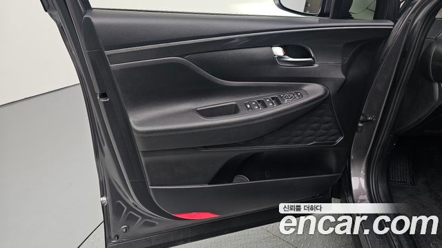Hyundai Santa Fe Diesel 2.2 4WD Exclusive 2023 — фото 30