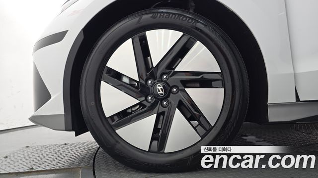 Hyundai Ioniq 6 Long Range AWD Exclusive + 2025 — фото 5