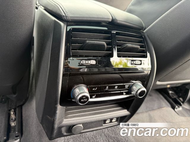 BMW 5 Series (G30) 530i xDrive M Sport Package 2023 — фото 15