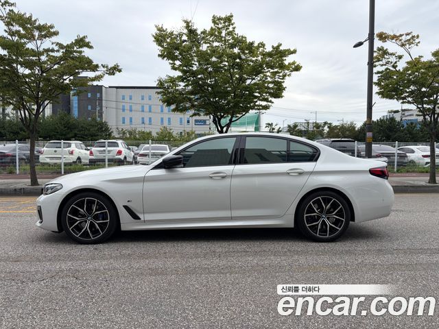 BMW 5 Series (G30) 530i xDrive M Sport Package 2023 — фото 16